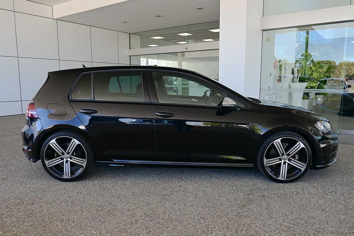 2016 Volkswagen Golf R 7