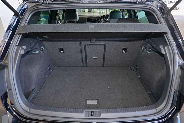 2016 Volkswagen Golf R 7