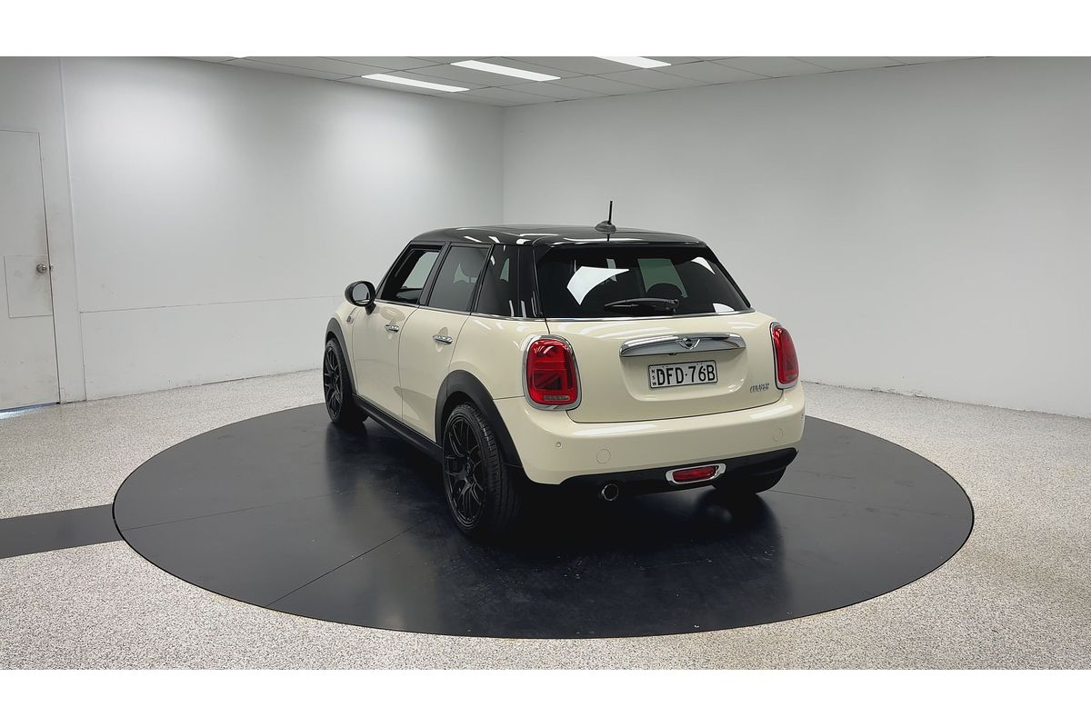 2015 MINI Hatch Cooper F55