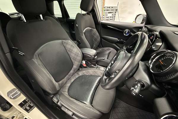 2015 MINI Hatch Cooper F55