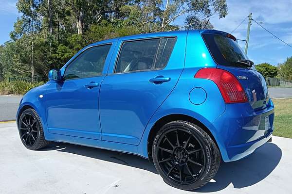 2006 Suzuki Swift S RS415