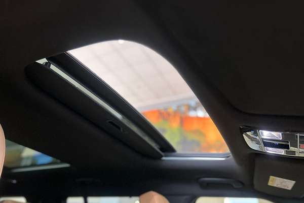 2025 Hyundai Santa Fe Hybrid Calligraphy MX5.V2