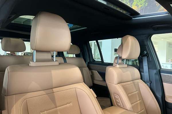 2025 Hyundai Santa Fe Hybrid Calligraphy MX5.V2