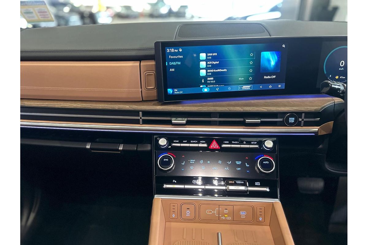 2025 Hyundai Santa Fe Hybrid Calligraphy MX5.V2