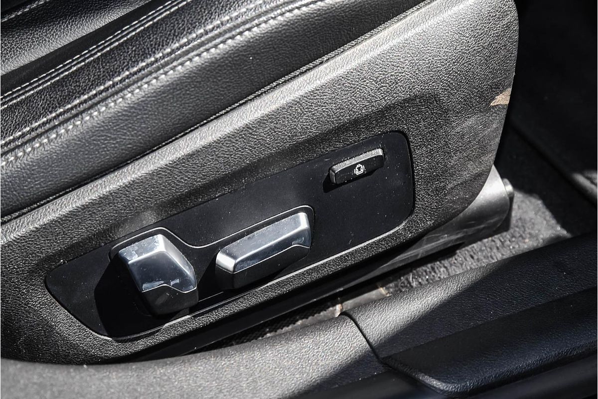 2019 BMW 3 Series 330i M Sport G20