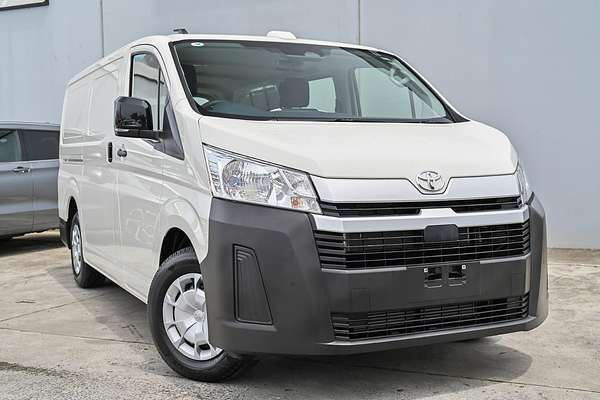 2025 Toyota Hiace GDH300R LWB