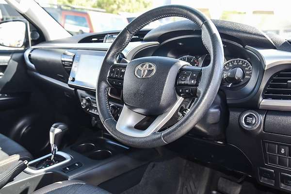 2022 Toyota Hilux SR5 GUN126R 4X4