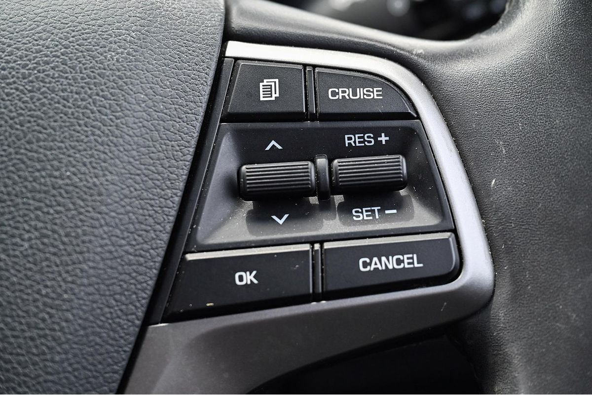 2017 Hyundai Elantra Elite AD