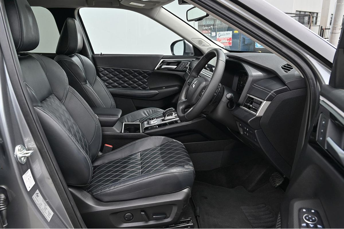 2023 Mitsubishi Outlander PHEV EXCEED 5+2 SEAT (AWD) ZM MY23