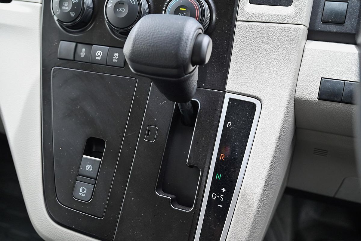 2025 Toyota Hiace GDH300R LWB