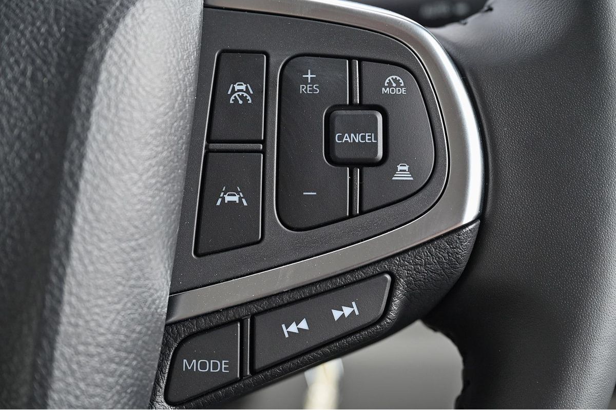 2025 Toyota Hiace GDH300R LWB