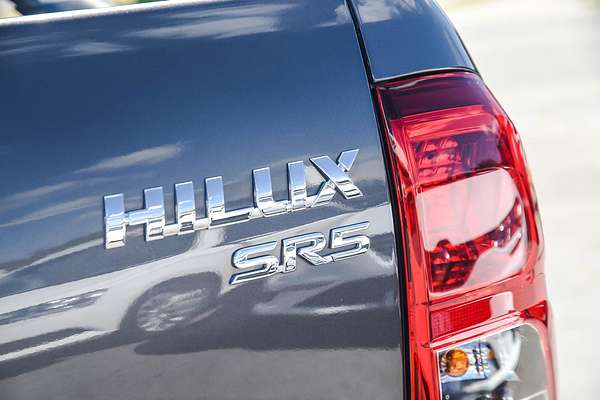 2022 Toyota Hilux SR5 GUN126R 4X4