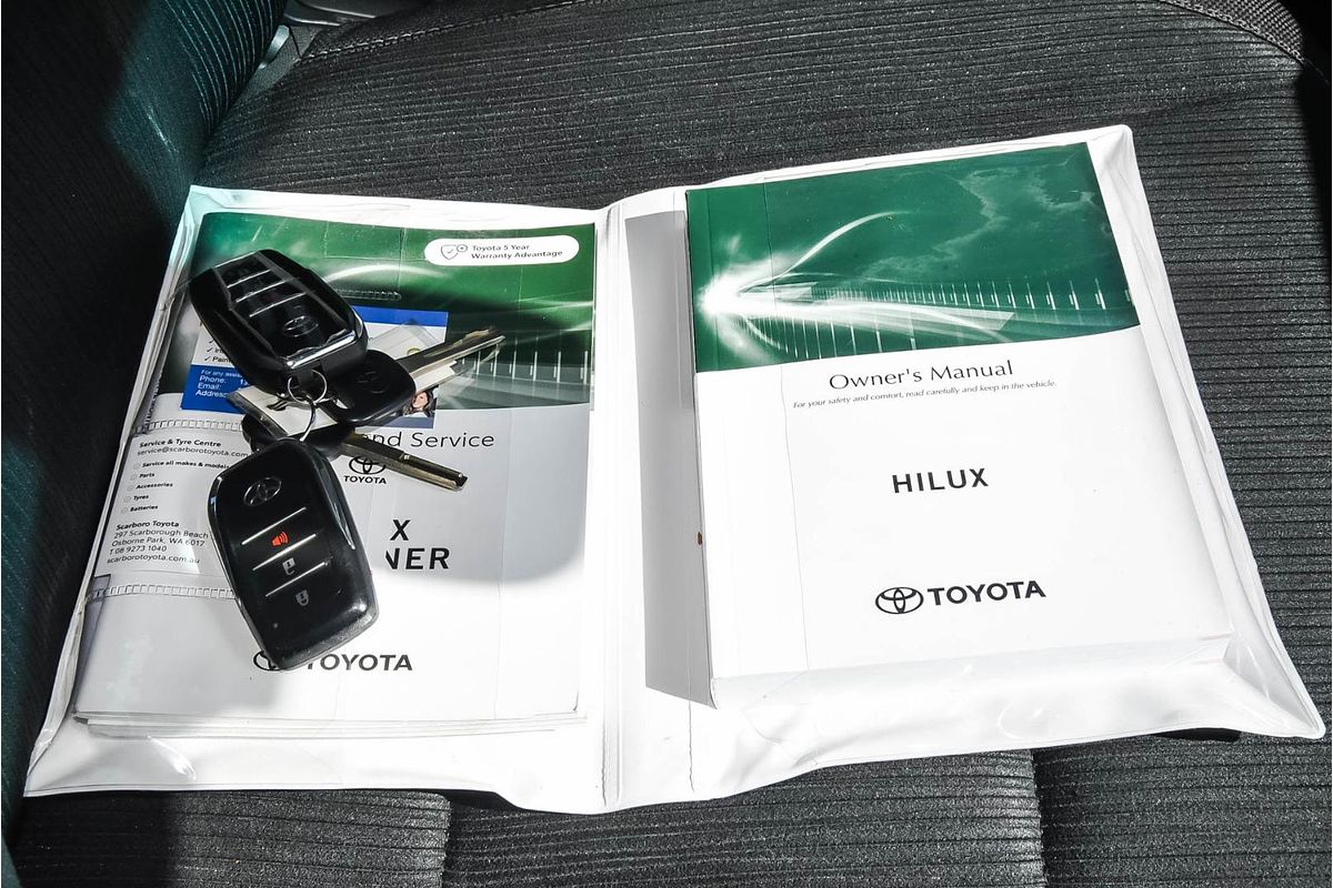 2022 Toyota Hilux SR5 GUN126R 4X4