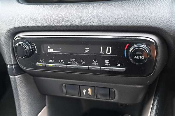 2021 Toyota Yaris SX Hybrid MXPH10R