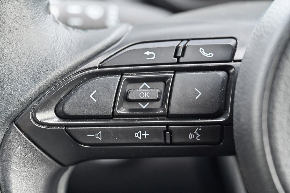 2021 Toyota Yaris SX Hybrid MXPH10R