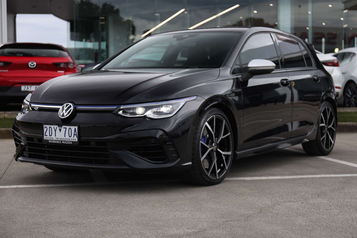 2023 Volkswagen Golf R 8