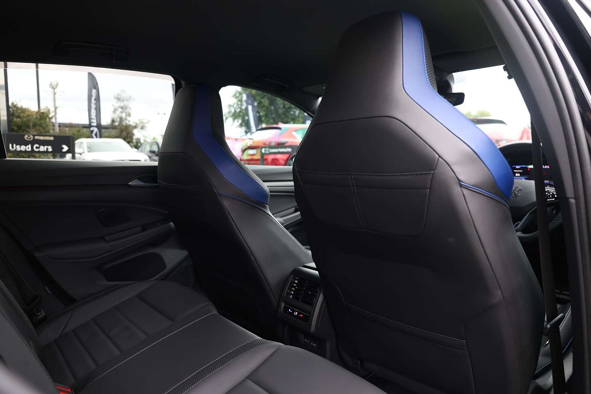 2023 Volkswagen Golf R 8