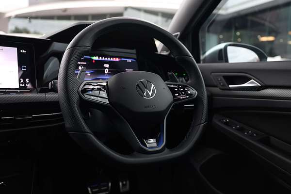 2023 Volkswagen Golf R 8