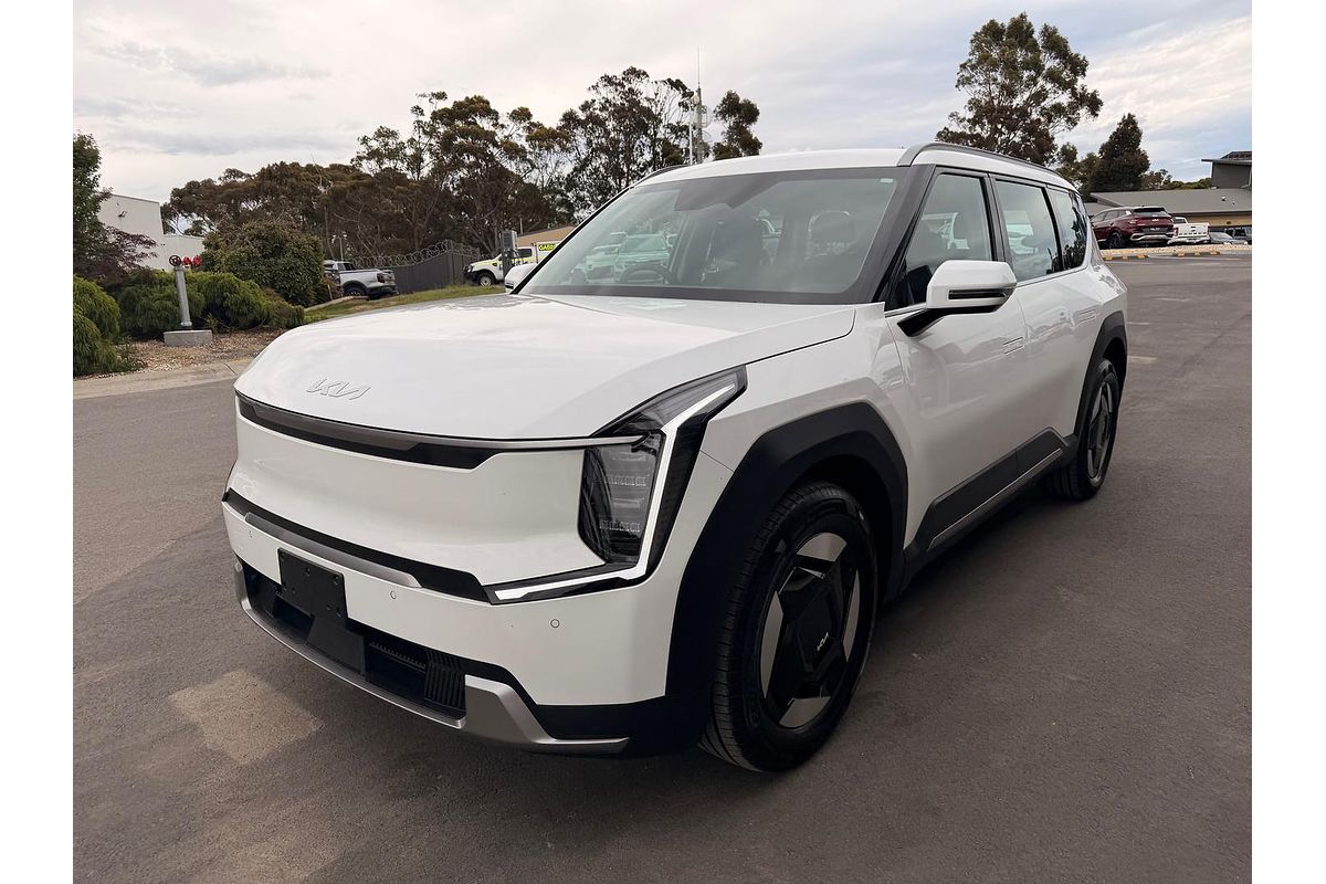 2025 Kia EV9 Air MV