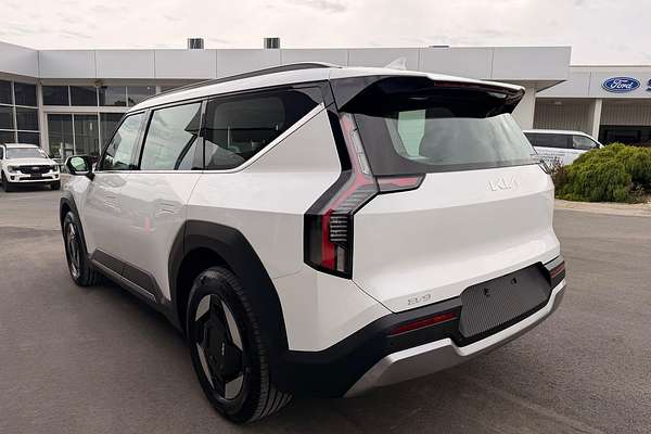 2025 Kia EV9 Air MV