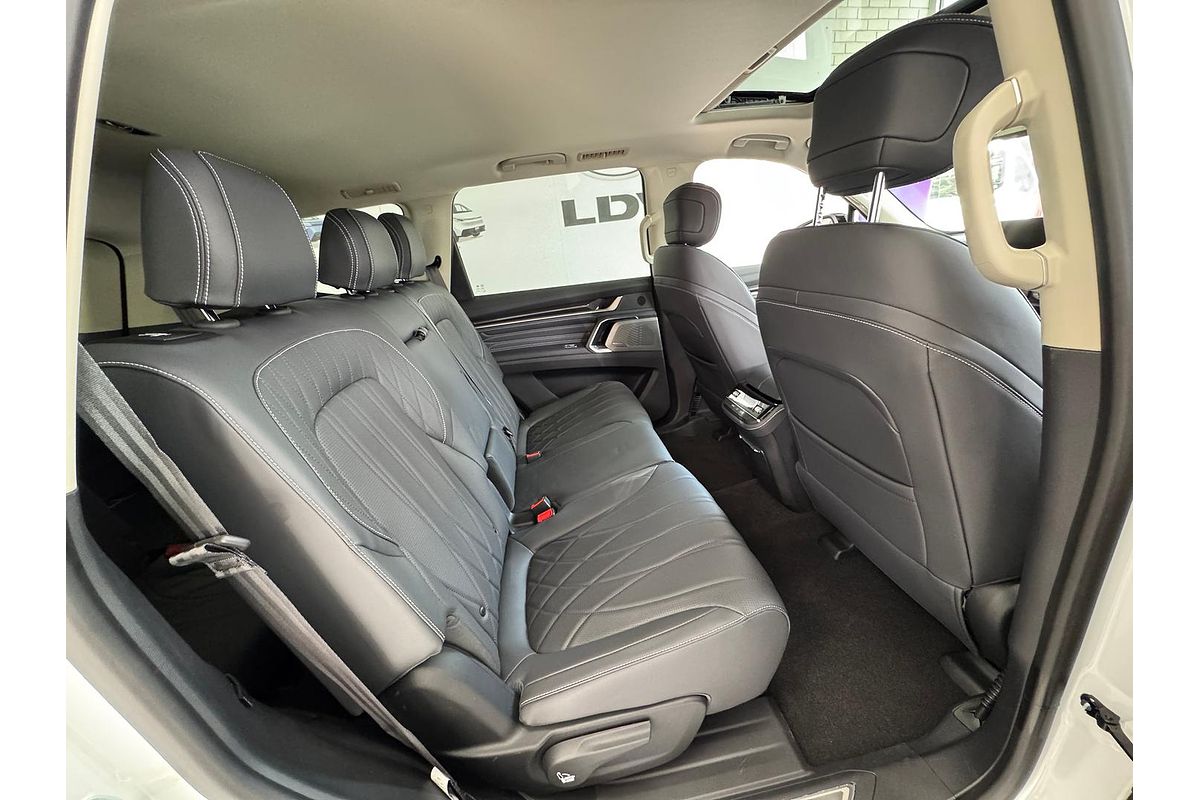 2025 LDV D90 Executive SV9A