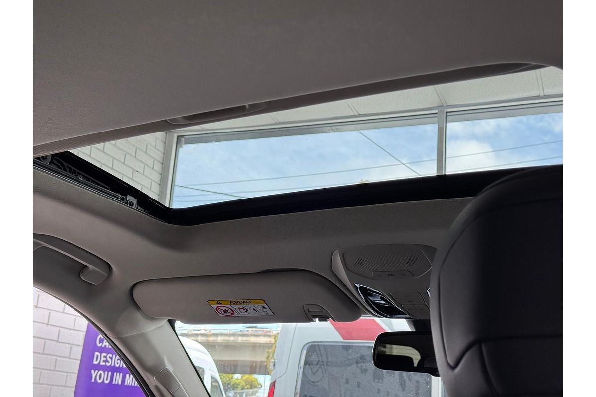 2025 LDV D90 Executive SV9A