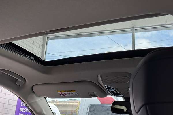 2025 LDV D90 Executive SV9A