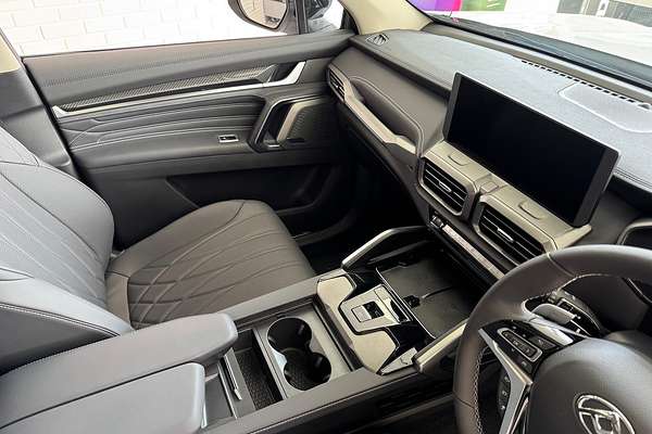 2025 LDV D90 Executive SV9A