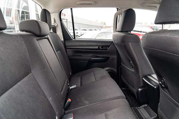 2022 Toyota Hilux SR GUN126R 4X4