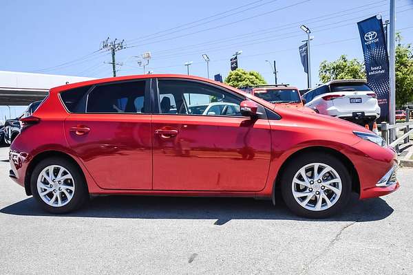 2017 Toyota Corolla Ascent Sport ZRE182R