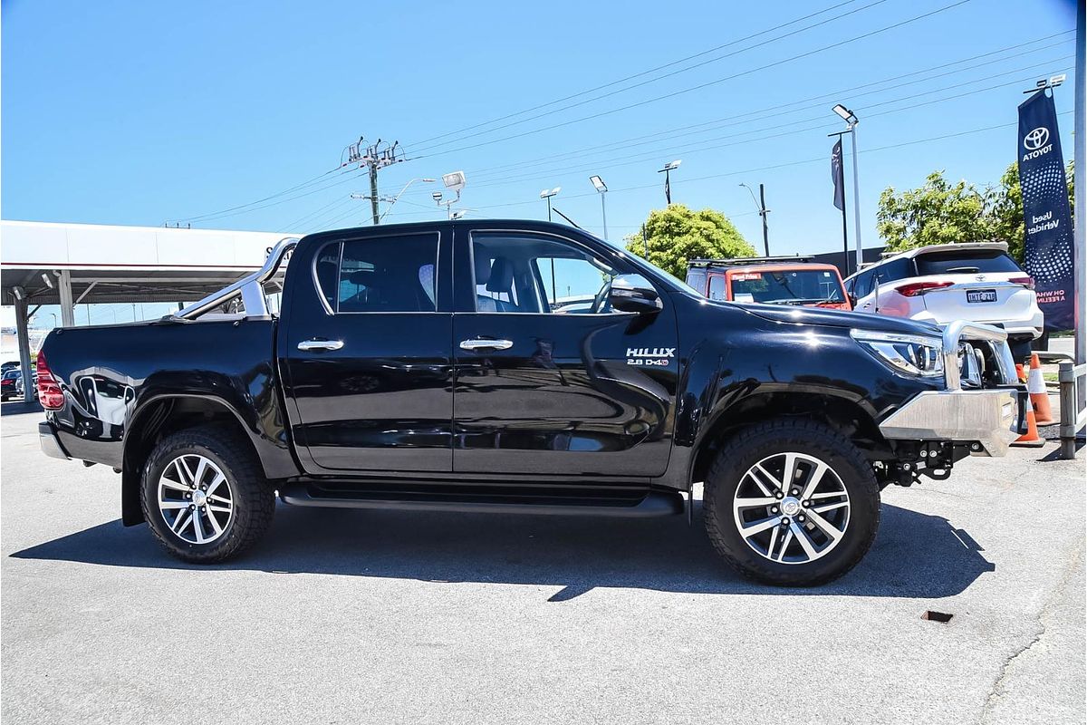 2019 Toyota Hilux SR5 GUN126R