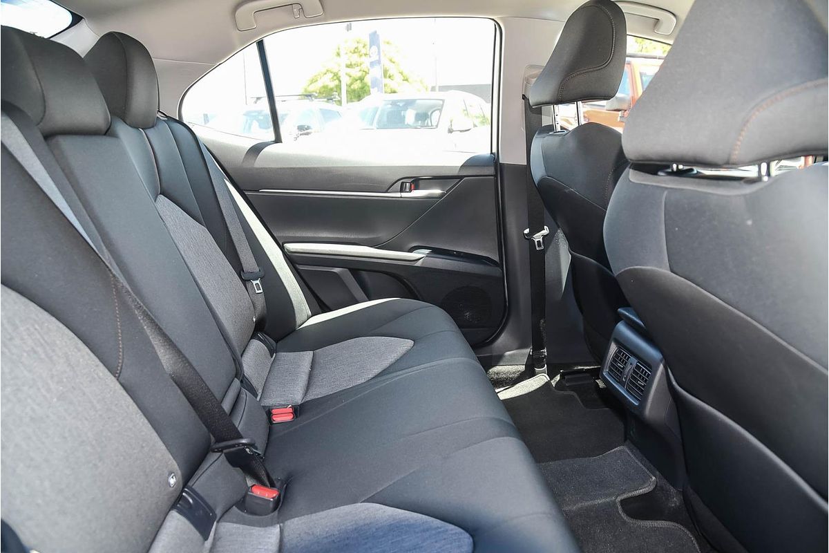 2020 Toyota Camry Ascent AXVH71R