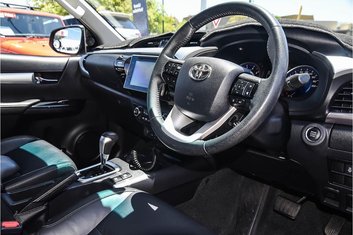 2019 Toyota Hilux SR5 GUN126R