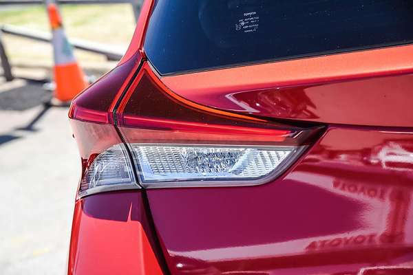 2017 Toyota Corolla Ascent Sport ZRE182R