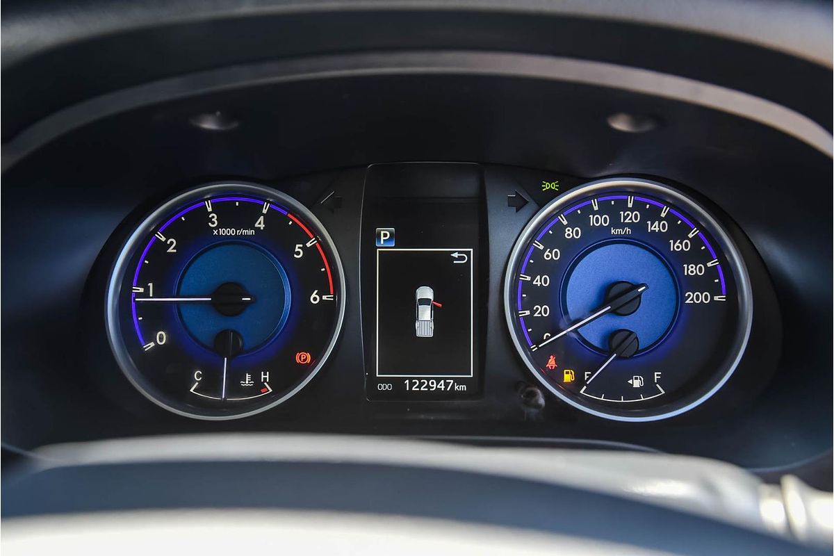 2019 Toyota Hilux SR5 GUN126R