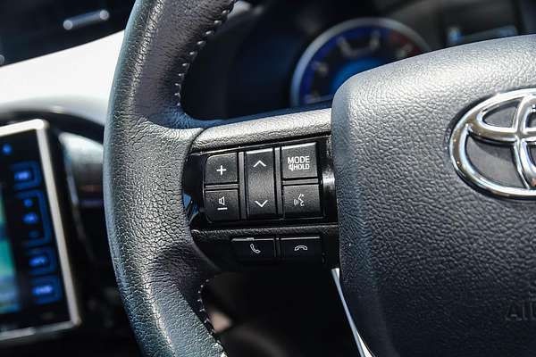 2019 Toyota Hilux SR5 GUN126R