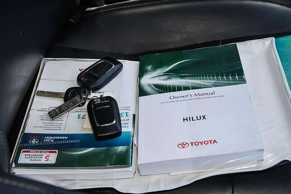 2019 Toyota Hilux SR5 GUN126R