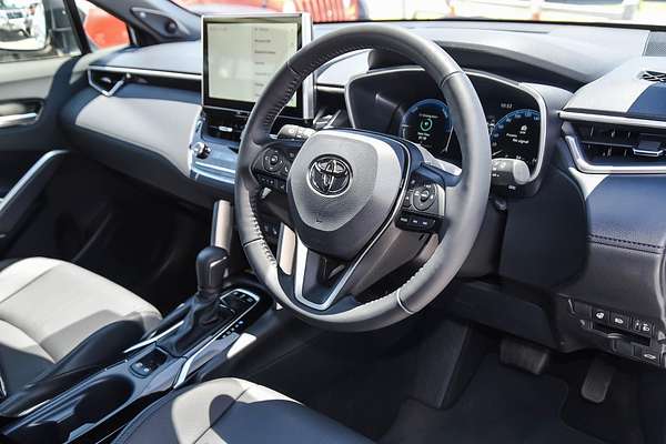 2025 Toyota Corolla Cross Atmos MXGH15R