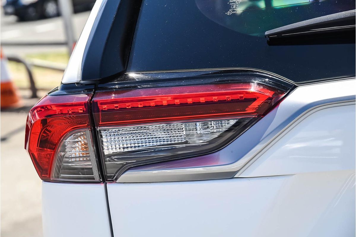 2022 Toyota RAV4 Cruiser AXAH54R