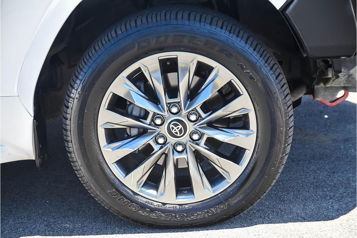 2022 Toyota Landcruiser Sahara ZX FJA300R