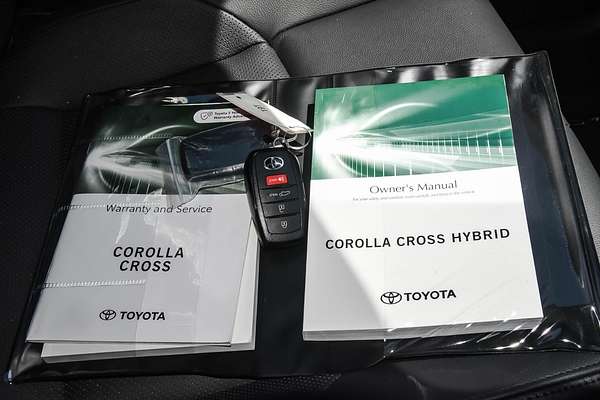 2025 Toyota Corolla Cross Atmos MXGH15R