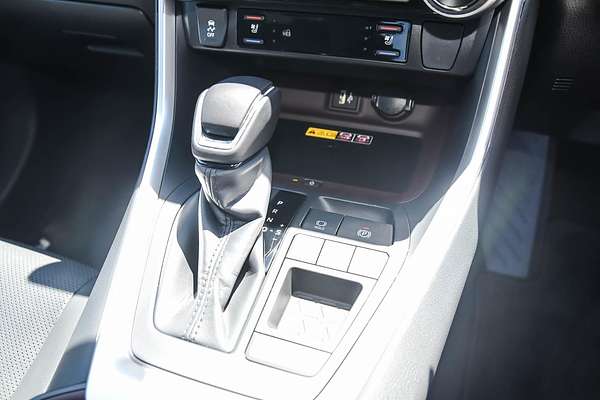 2025 Toyota RAV4 Cruiser AXAH52R