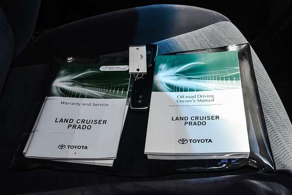 2022 Toyota Landcruiser Prado GX GDJ150R