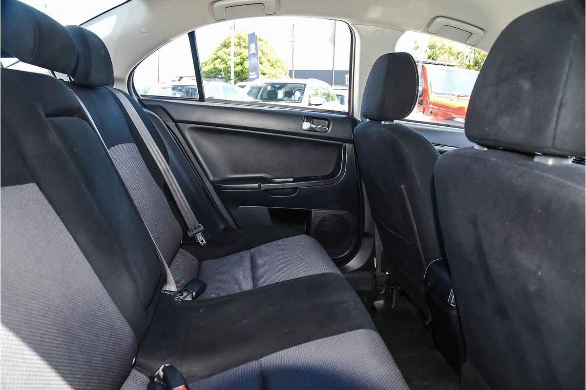 2017 Mitsubishi Lancer ES Sport CF