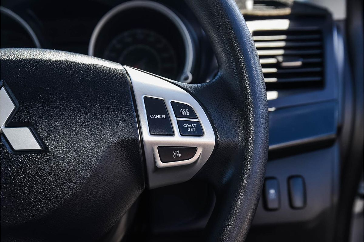 2017 Mitsubishi Lancer ES Sport CF