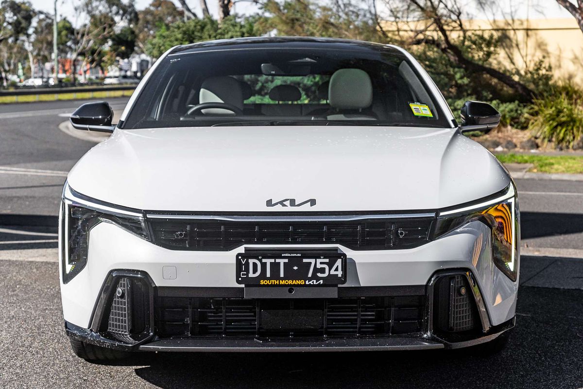 2025 Kia K4 GT-Line CL4m
