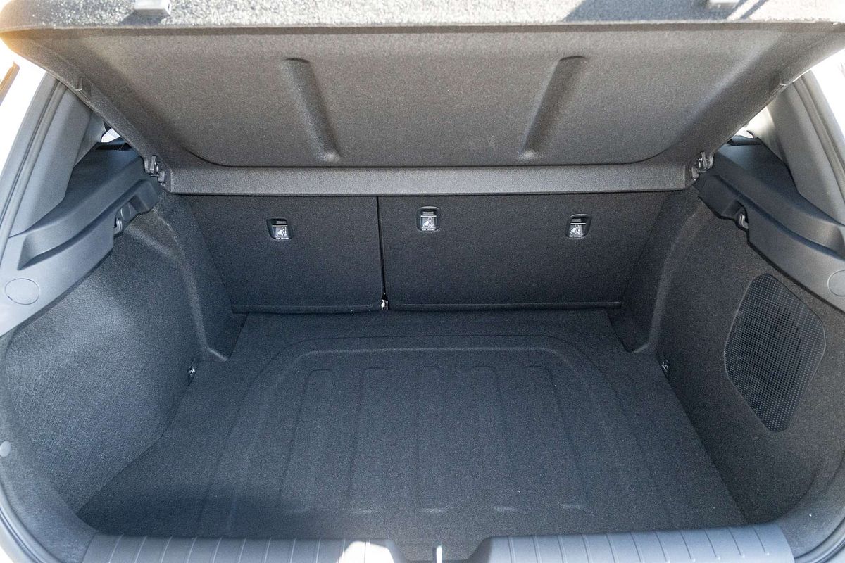 2025 Kia K4 GT-Line CL4m