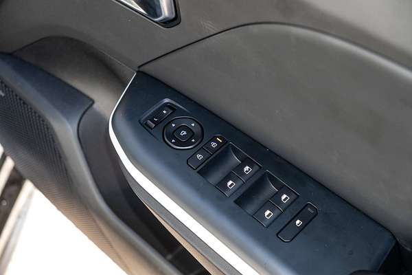 2025 Kia K4 GT-Line CL4m