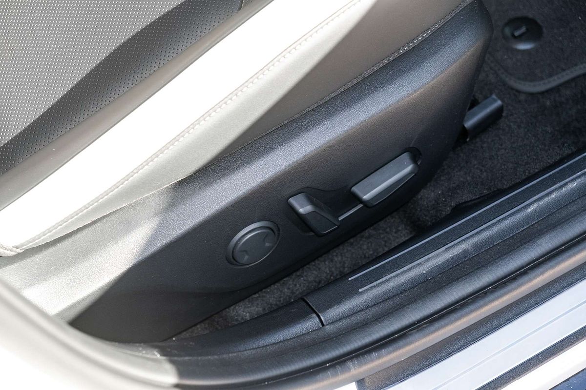 2025 Kia K4 GT-Line CL4m