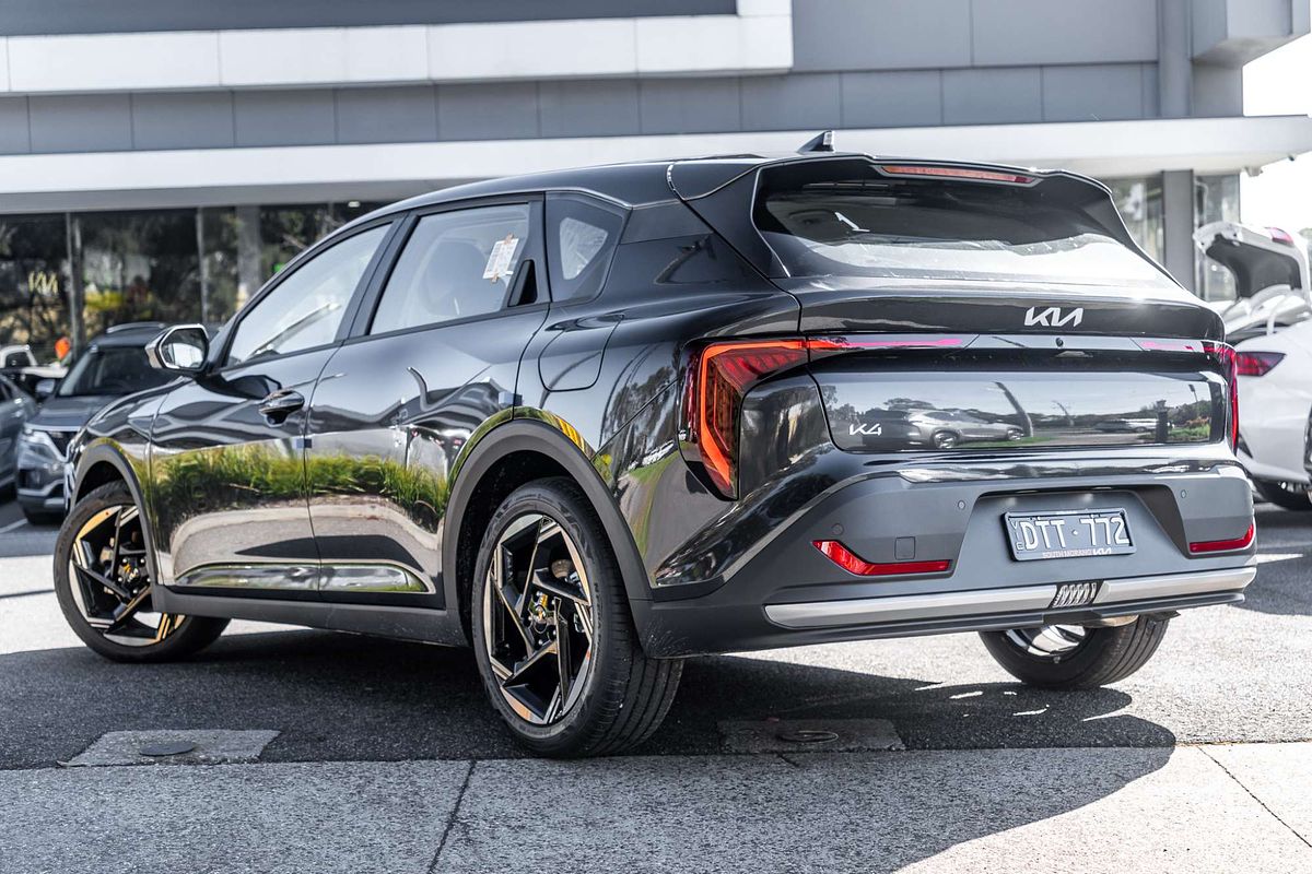 2025 Kia K4 Sport CL4m